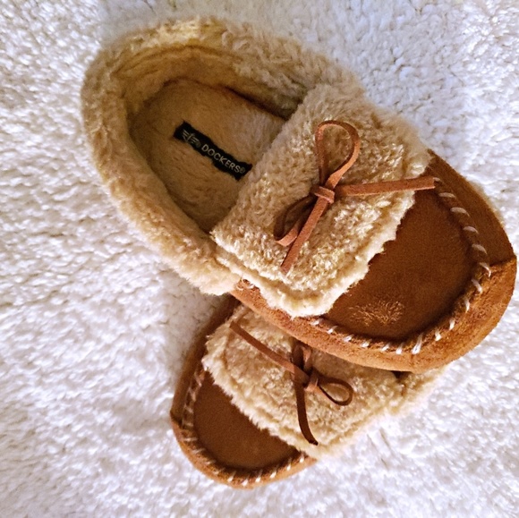 Dockers Other - ❌SOLD❌NWOT KIDS DOCKERS HOUSE SHOES SZ13